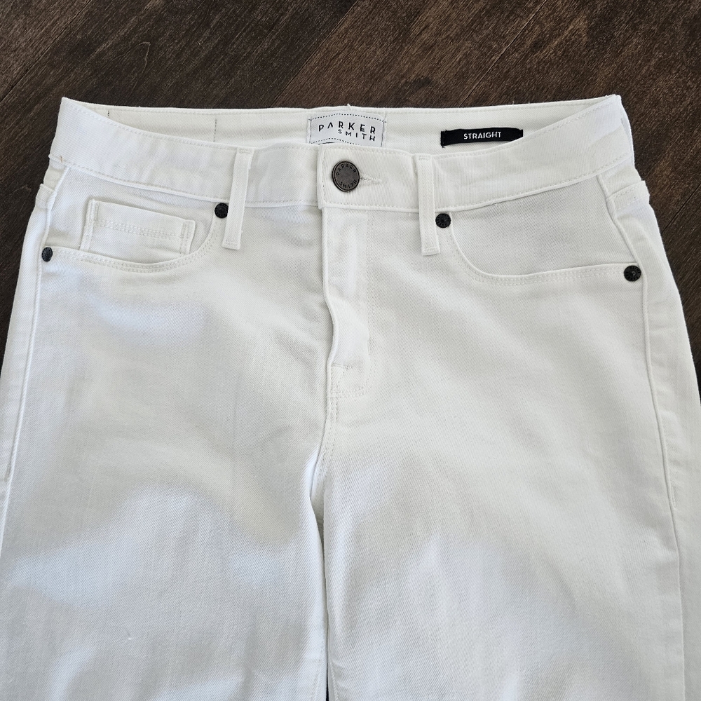 New never worn. Parker Smith White Straight Leg Size 4/27